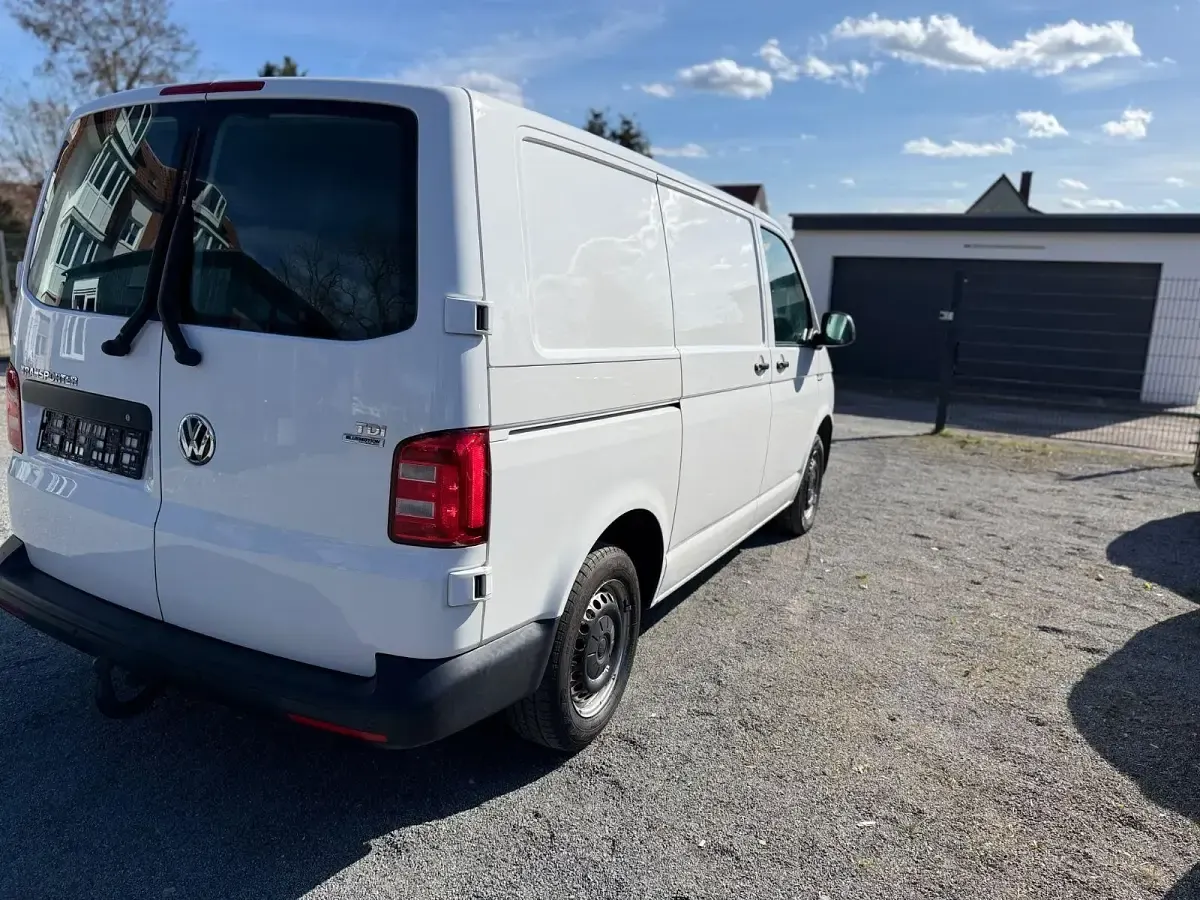 Używany VW Transporter 102 KM (75 kW) 2016 Biały Van