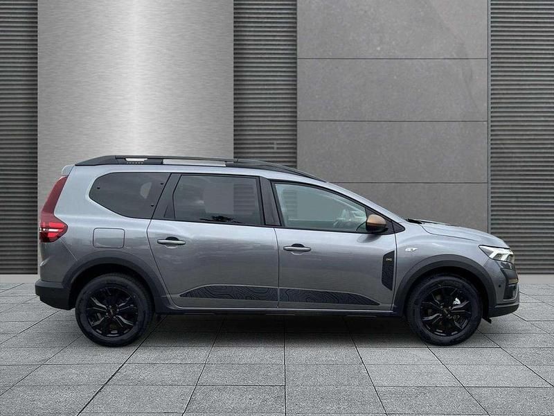 Dolomitgrau Neu 2025 Dacia Jogger Extreme Kombi | 22.990 € (Fairer Preis) - Bild 1/4