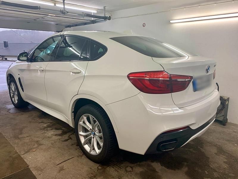 Gebraucht BMW X6 M50 381 PS (280 kW) 2016 Weiß SUV