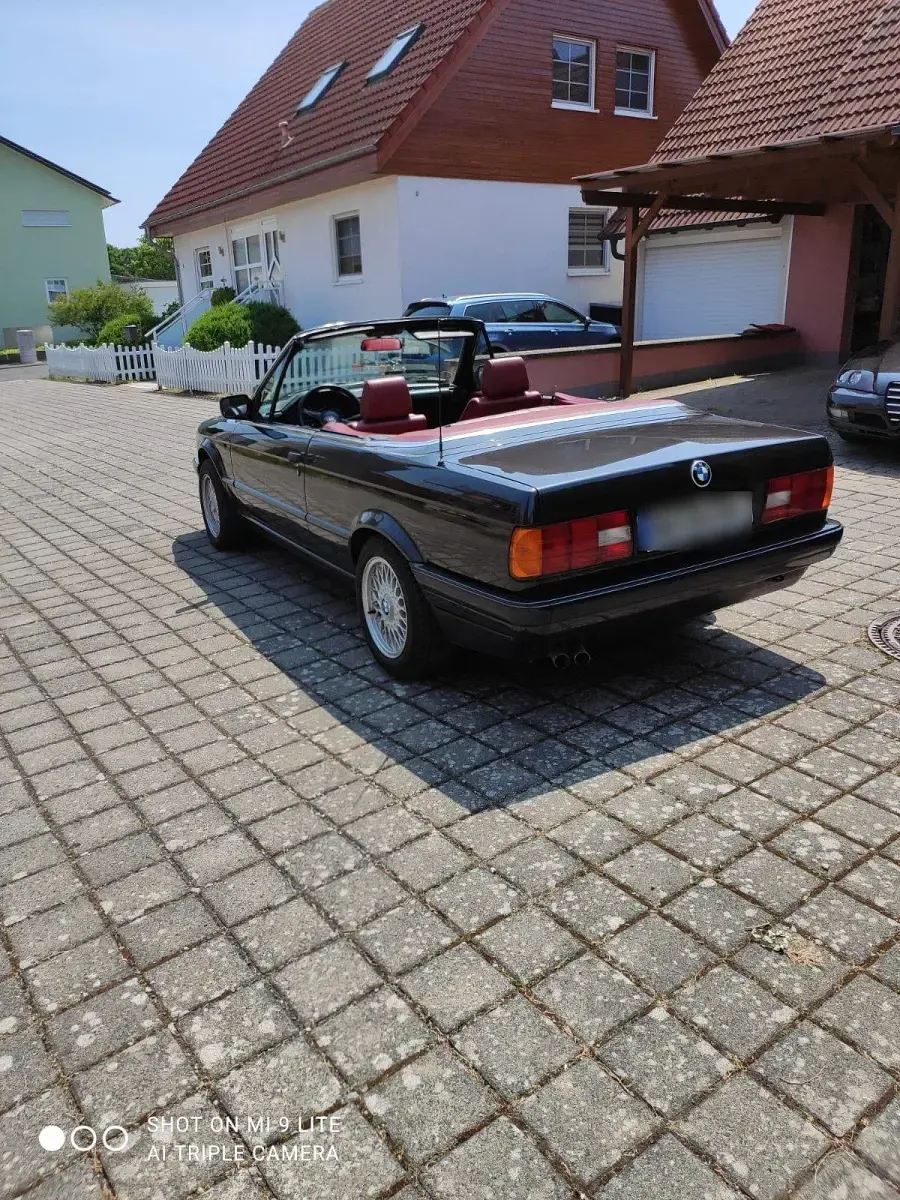 Gebraucht BMW 320 Cabriolet 129 PS (94 kW) 1990 Schwarz Cabrio