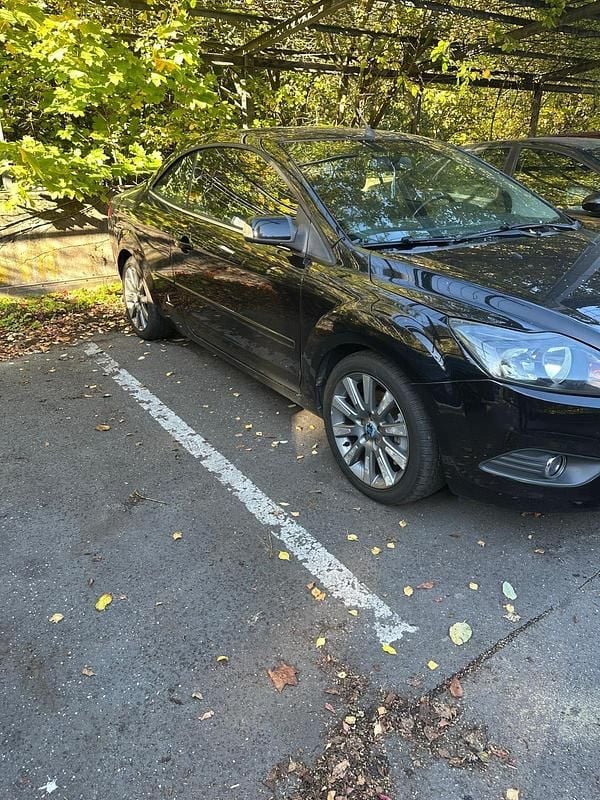 Gebraucht Ford Focus Cabriolet 140 PS (102 kW) 2008 Schwarz Cabrio