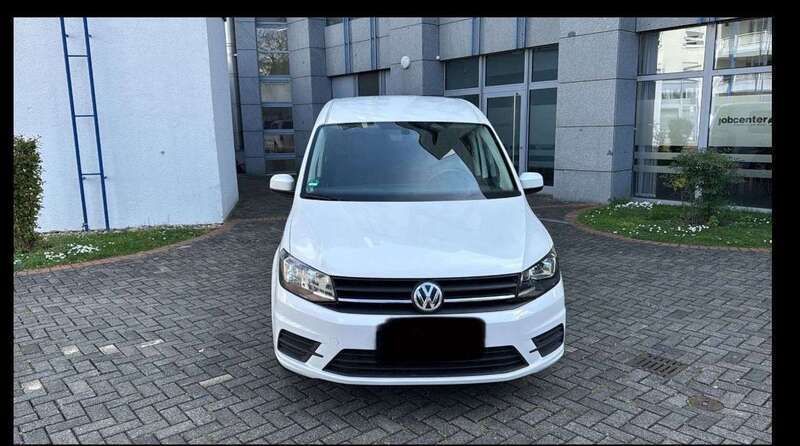 Weiß Gebraucht 2019 VW Caddy Maxi Trendline Van / Kleinbus | 16.000 € (Fairer Preis) - Bild 1/4