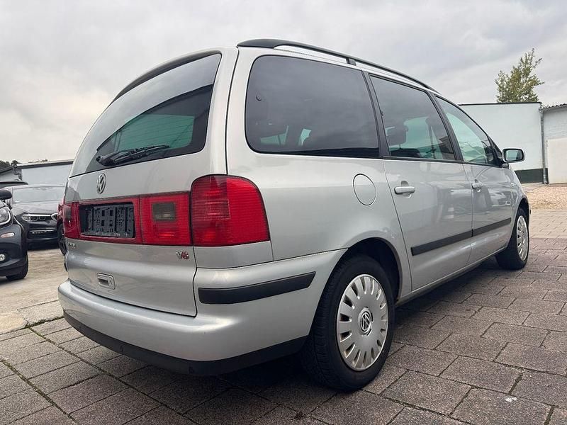 Silber Gebraucht 2003 VW Sharan Highline Van / Kleinbus | 3.000 € (Fairer Preis) - Bild 1/4