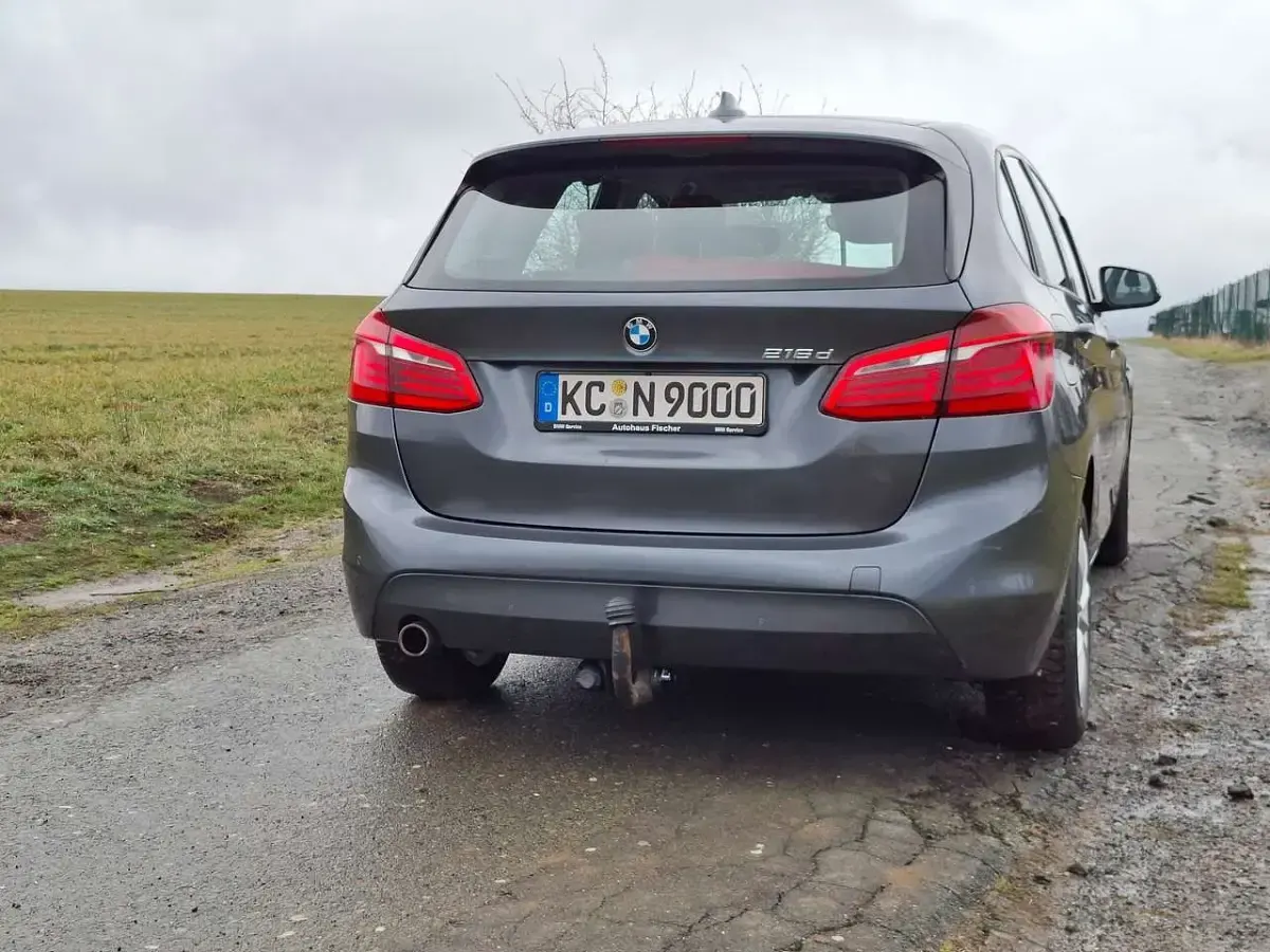 Gebraucht BMW 216 116 PS (85 kW) 2017 Grau Kombi