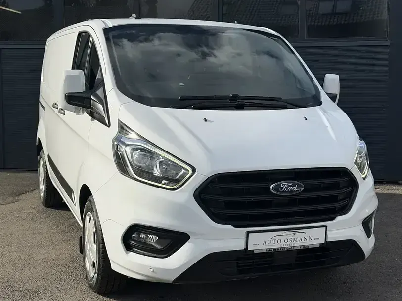 Gebraucht Ford Transit Custom Trend 131 PS (96 kW) 2021 Weiß Pickup