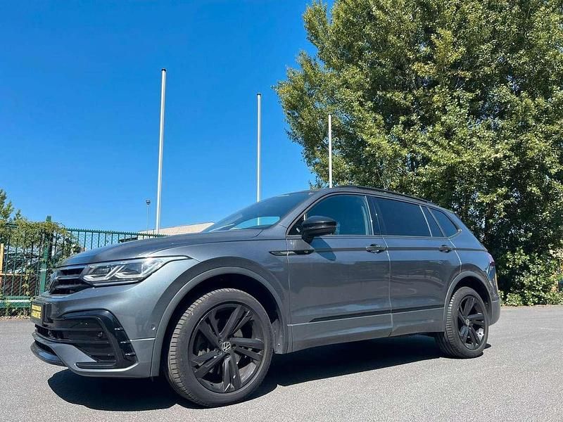 Gebraucht VW Tiguan Allspace R-line 200 PS (147 kW) 2022 Grau SUV