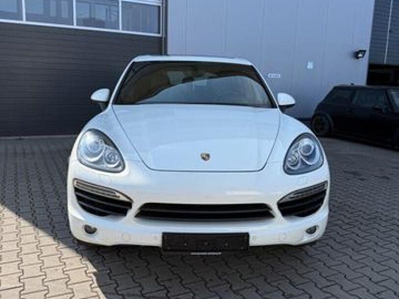 Gebraucht Porsche Cayenne 241 PS (177 kW) 2010 Weiß SUV