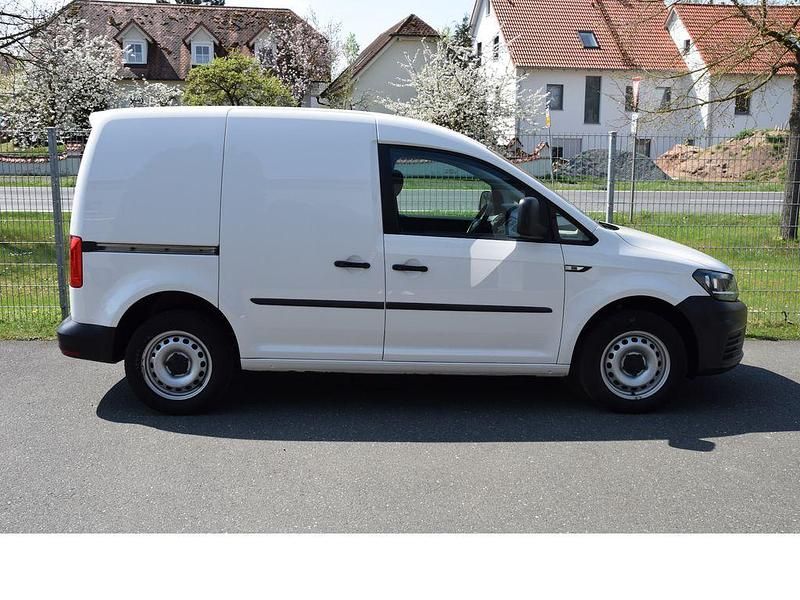 Usata VW Caddy 75 CV (55 kW) 2020 Bianco Monovolume
