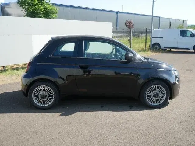 Neu Fiat 500C Icon 65 PS (47 kW) 2026 Schwarz Cabrio