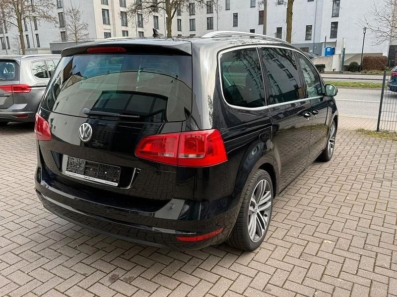 Gebraucht VW Sharan Highline 177 PS (130 kW) 2013 Schwarz Van / Kleinbus