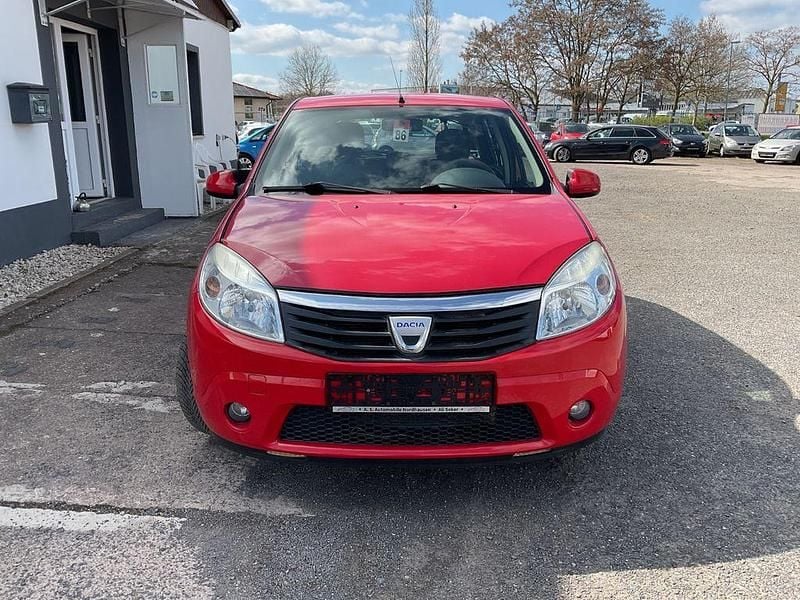 Gebraucht Dacia Sandero Lauréate 75 PS (55 kW) 2010 Rot Limousine