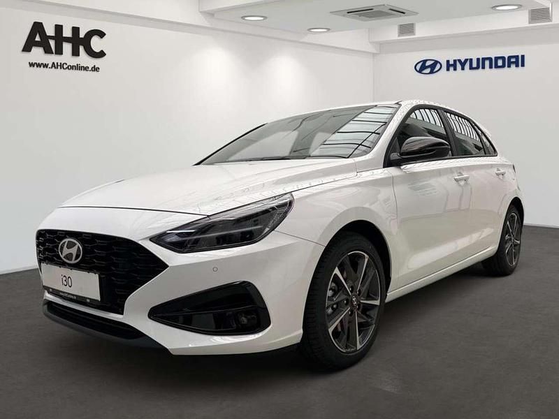 Atlas white Gebraucht 2024 Hyundai i30 Advantage Limousine | 19.600 € (Guter Preis) - Bild 1/4