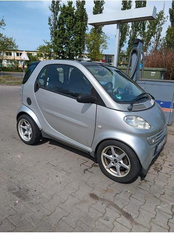 Silber Gebraucht 2000 Smart ForTwo Coupé Kleinwagen | 1.200 € (Guter Preis) - Bild 1/4