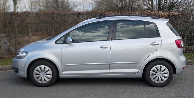 Gebraucht VW Golf VI 125 PS (91 kW) 2010 Silber Kleinwagen