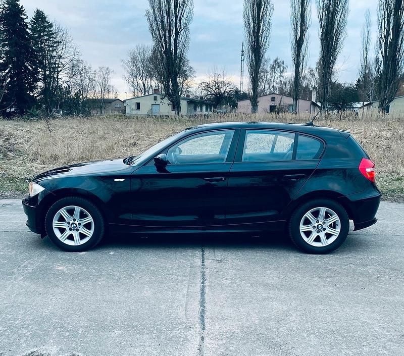 Używany BMW 120 143 KM (105 kW) 2008 Czarny Hatchback