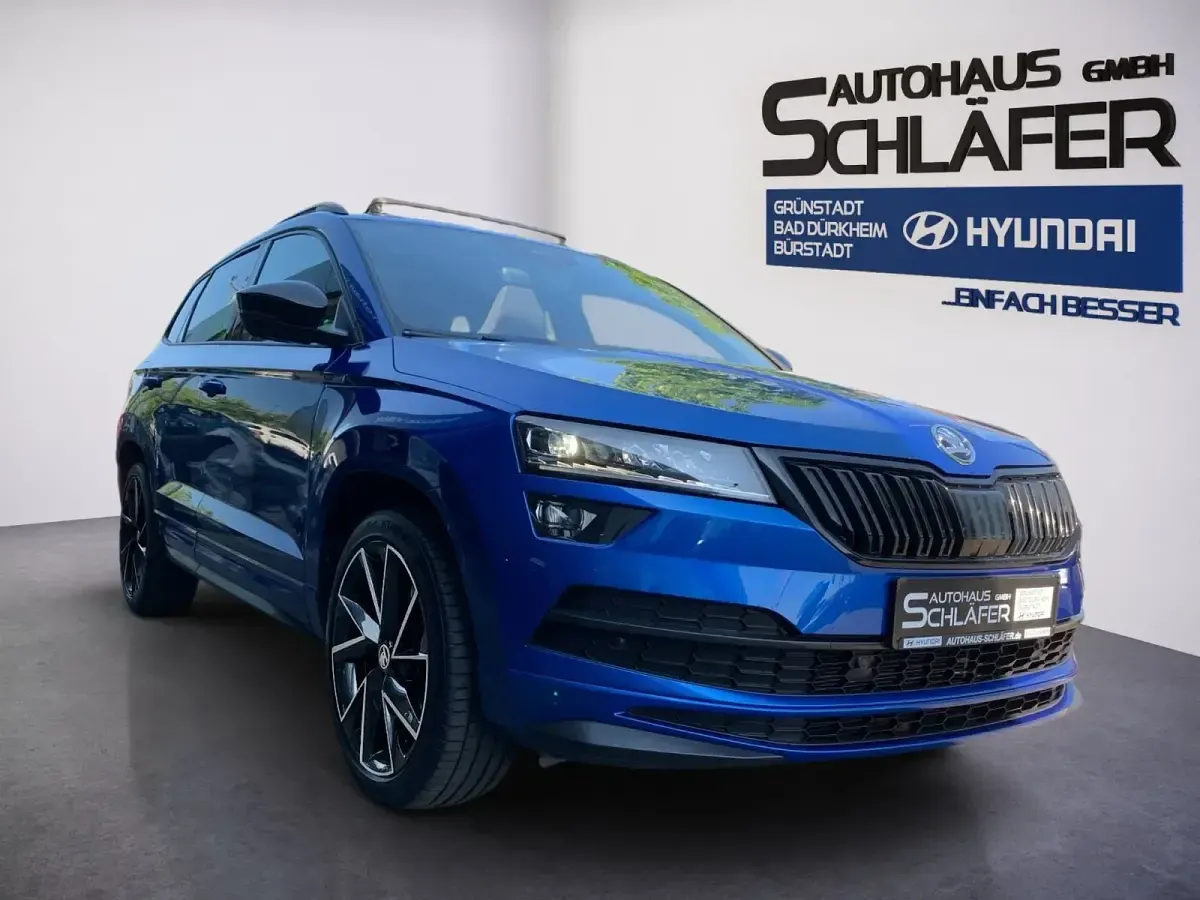 Gebraucht Skoda Karoq SportLine 190 PS (139 kW) 2021 Raceblau metallic SUV