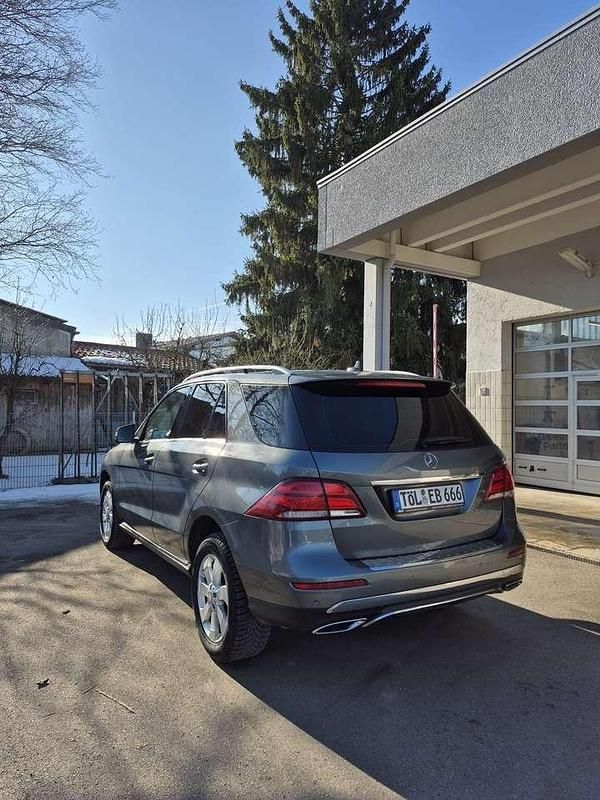 Gebraucht Mercedes GLE350 258 PS (189 kW) 2016 SUV