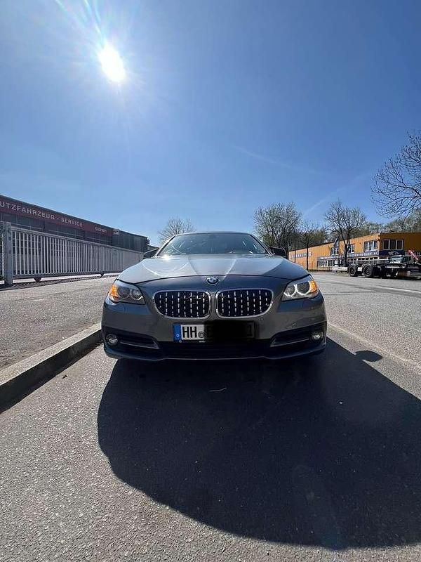 Gebraucht 2011 BMW 525 Sport Line Limousine | 13.000 € (Etwas zu teuer) - Bild 1/4