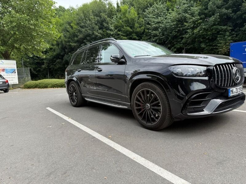Schwarz Gebraucht 2023 Mercedes GLS63 AMG AMG SUV | 130.000 € (Guter Preis) - Bild 1/4