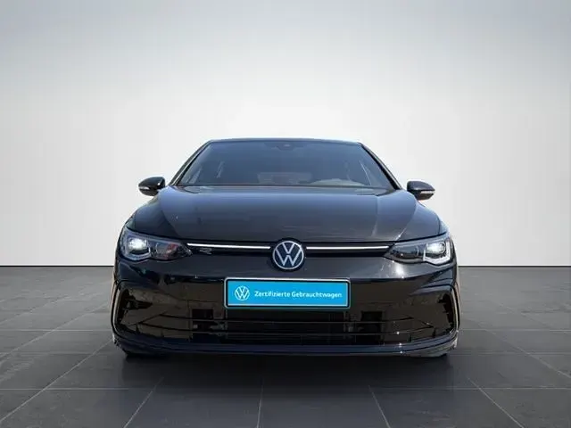 Gebraucht VW Golf VIII R-line 150 PS (110 kW) 2024 Grenadillschwarz metallic Limousine