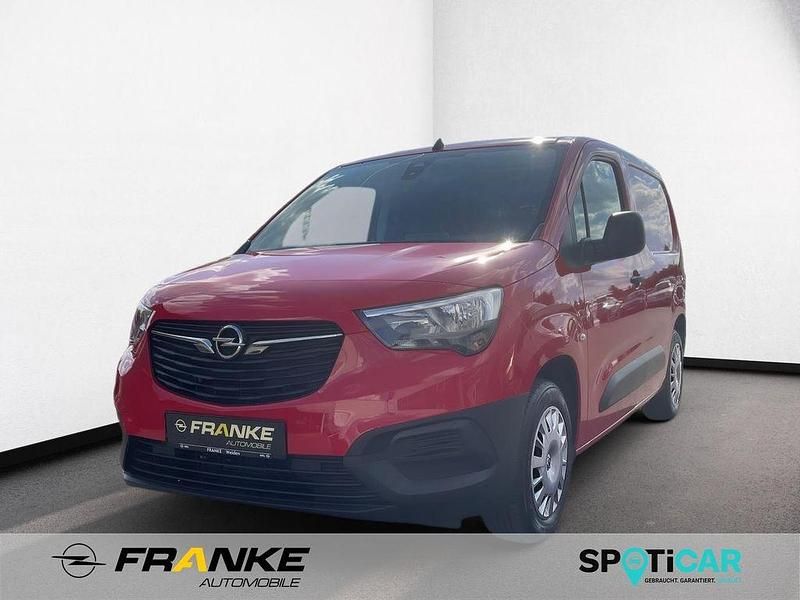 Rot Gebraucht 2022 Opel Combo Van / Kleinbus | 14.980 € (Fairer Preis) - Bild 1/4