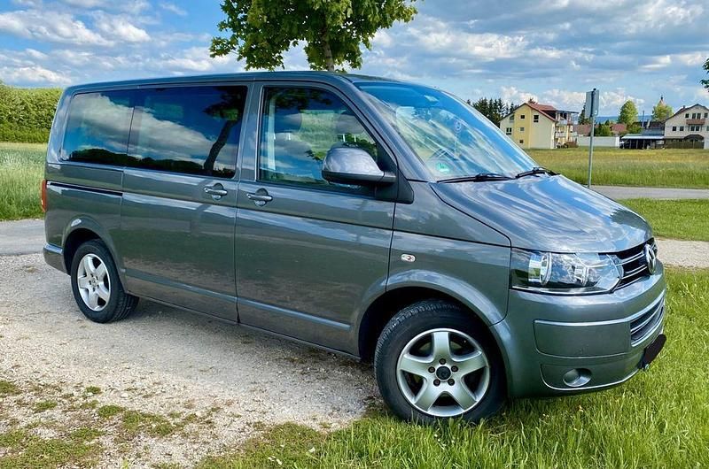 Grau Gebraucht 2010 VW T5 Van | 11.900 € (Superpreis) - Bild 1/4