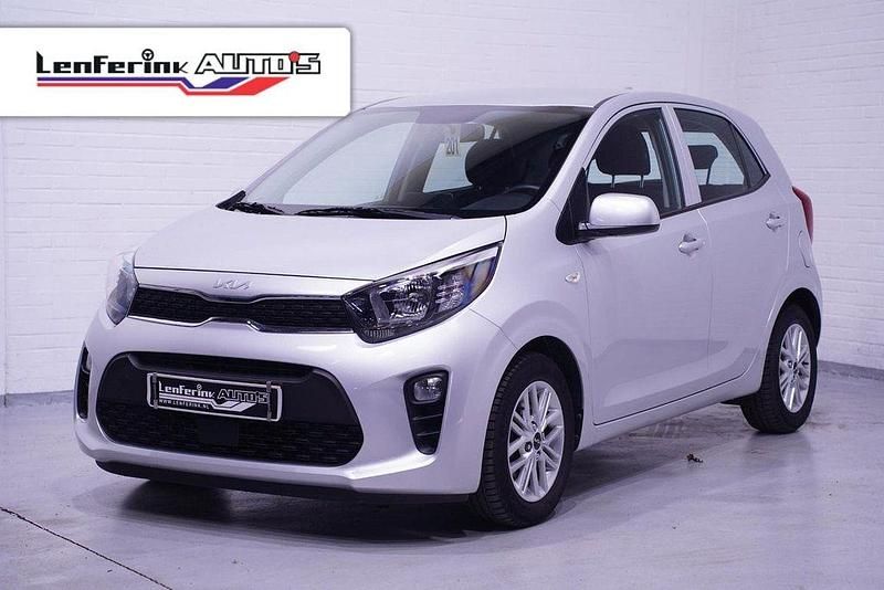 Grau Gebraucht 2022 Kia Picanto Kleinwagen | 12.230 € (Etwas zu teuer) - Bild 1/4