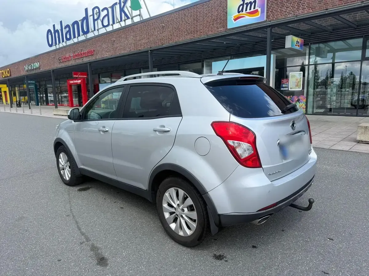 Gebraucht SsangYong Korando 181 PS (133 kW) 2016 Silber SUV