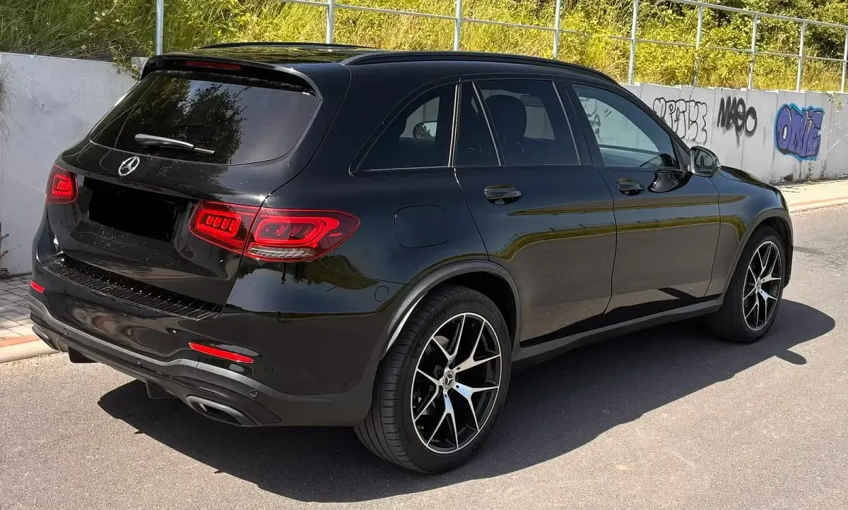 Gebraucht Mercedes GLC400d 330 PS (242 kW) 2020 Schwarz SUV