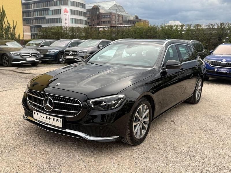 Gebraucht Mercedes E200 Avantgarde 160 PS (117 kW) 2021 Schwarz Limousine