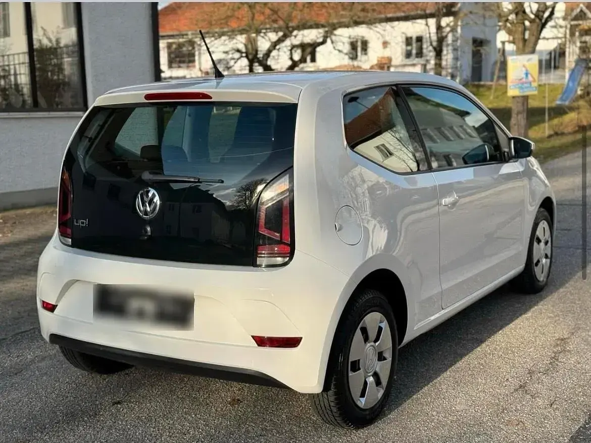 Gebraucht VW up! 60 PS (44 kW) 2017 Weiß Kleinwagen
