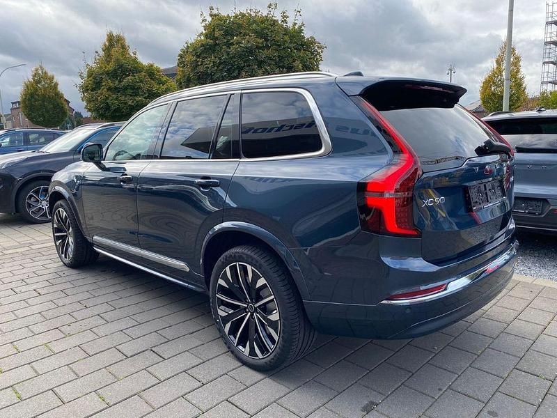 Neu Volvo XC90 Plus 455 PS (334 kW) 2025 Silber SUV