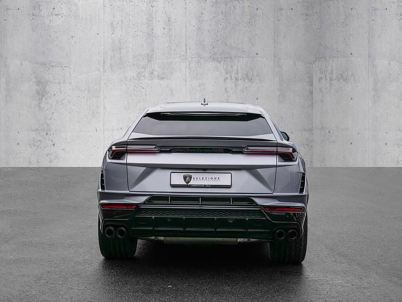 Gebraucht Lamborghini Urus 666 PS (489 kW) 2024 Grigio nimbus (silber) SUV