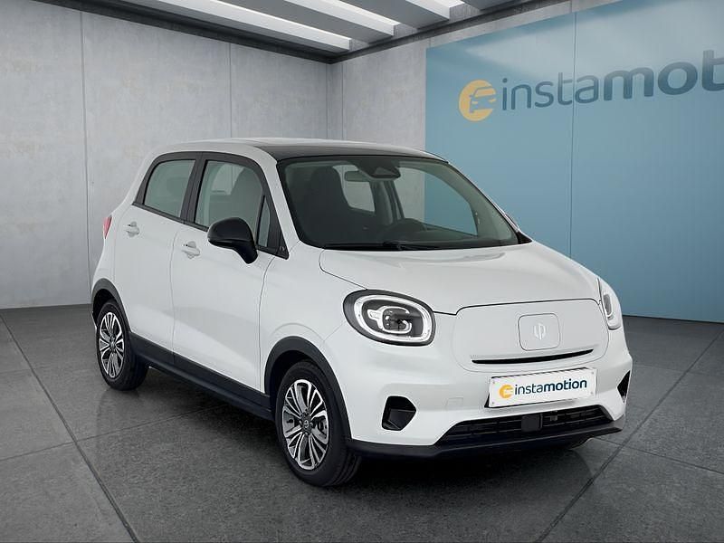 Neu Leapmotor T03 69 kW (95 PS) 2025 Weiß Kleinwagen