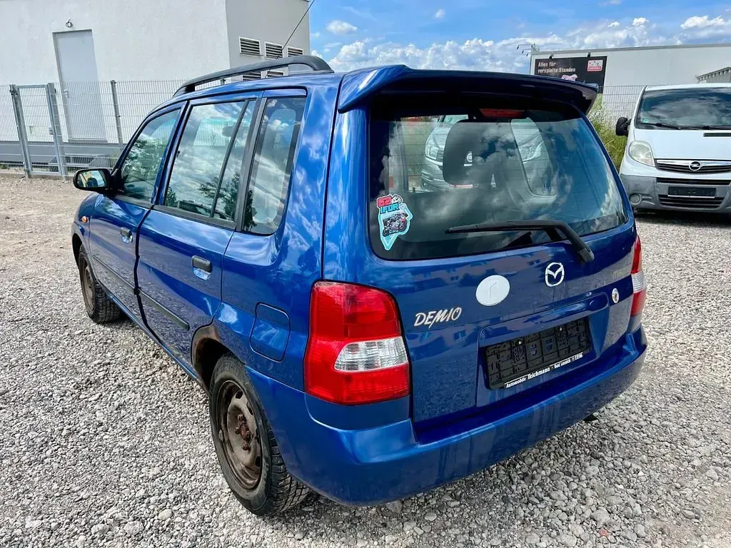 Gebraucht Mazda Demio Active 75 PS (55 kW) 2001 Blau Kleinwagen