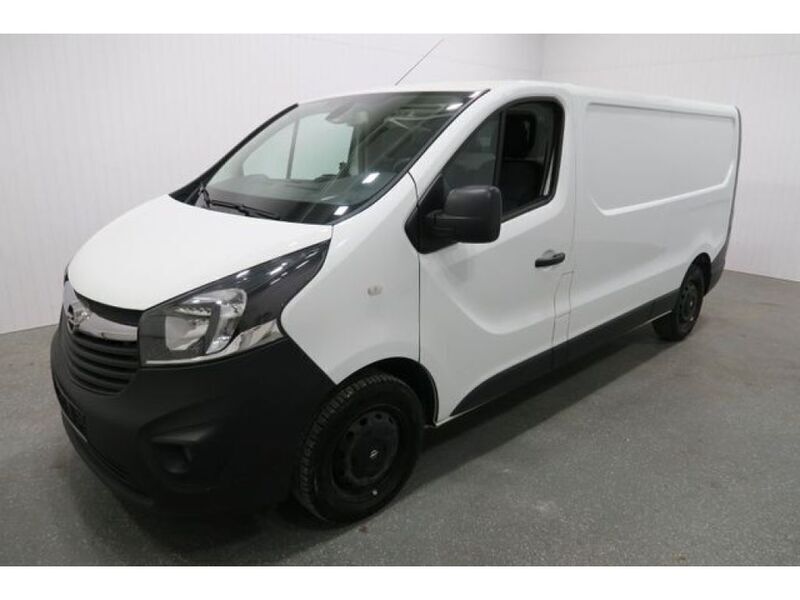 Casablancaweiss Gebraucht 2018 Opel Vivaro Van | 12.790 € (Guter Preis) - Bild 1/4