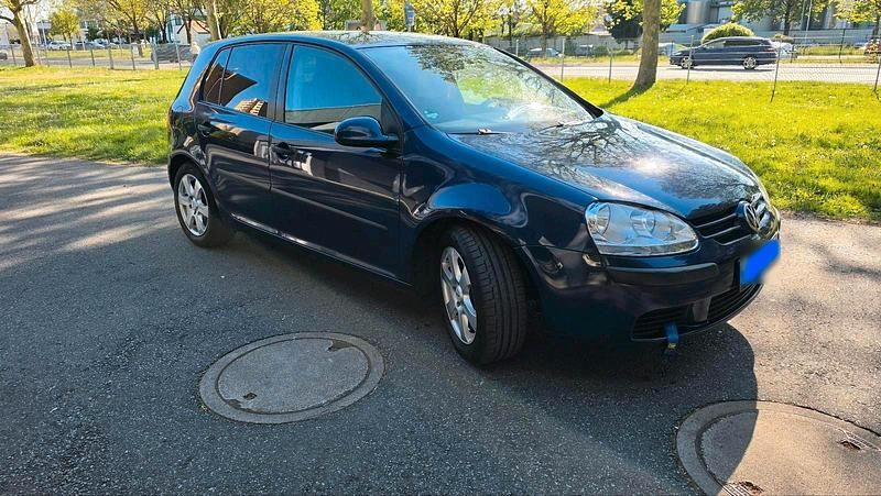 Gebraucht VW Golf IV 105 PS (77 kW) 2004 Blau Limousine
