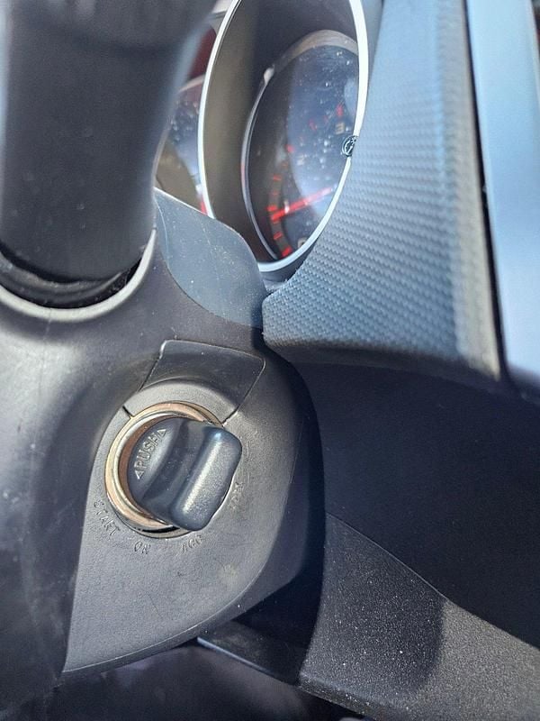 Gebraucht Mitsubishi Outlander 156 PS (114 kW) 2008 Weiß SUV