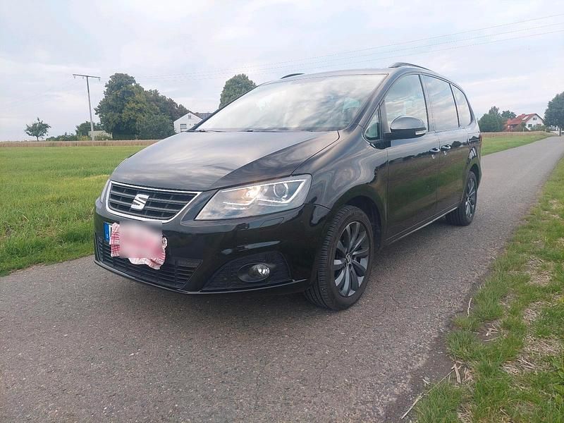 Schwarz Gebraucht 2017 Seat Alhambra CONNECT Van / Kleinbus | 15.900 € (Guter Preis) - Bild 1/4