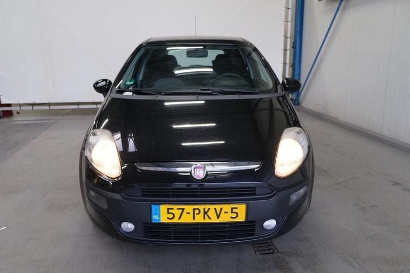 Gebraucht Fiat Punto Evo Dynamic 84 PS (61 kW) 2011 Schwarz Kleinwagen