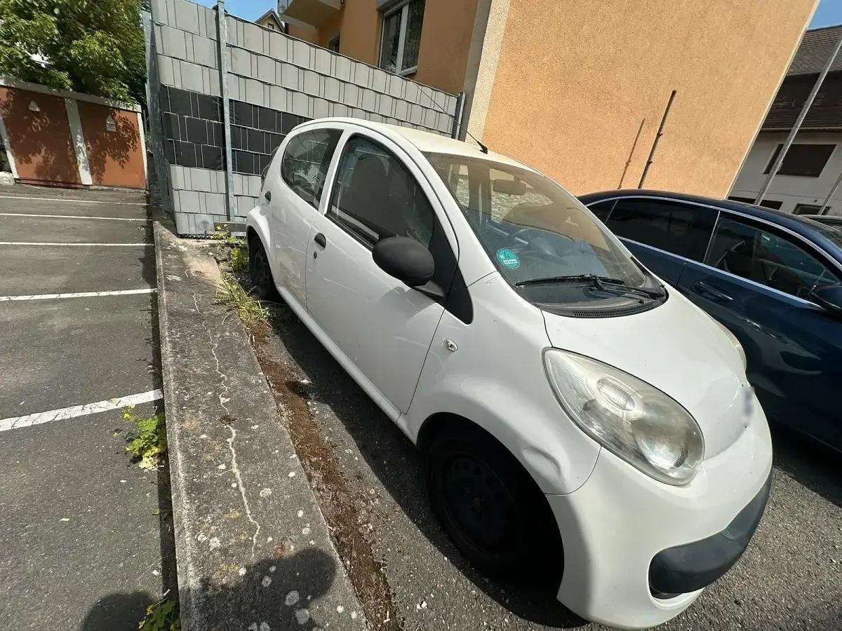 Gebraucht Citroën C1 68 PS (50 kW) 2008 Weiß Kleinwagen