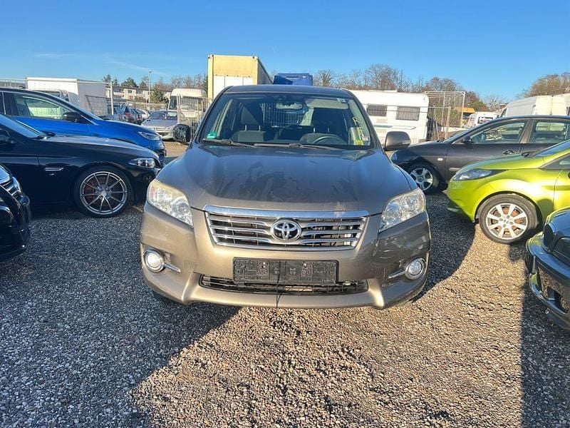 Gebraucht Toyota RAV4 Life 150 PS (110 kW) 2012 Braun SUV