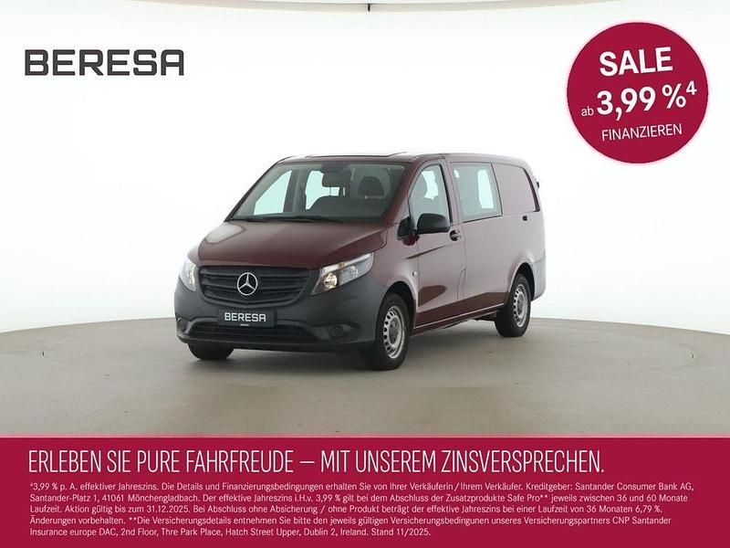 Rot Gebraucht 2021 Mercedes Vito Van / Kleinbus | 28.580 € (Etwas zu teuer) - Bild 1/4
