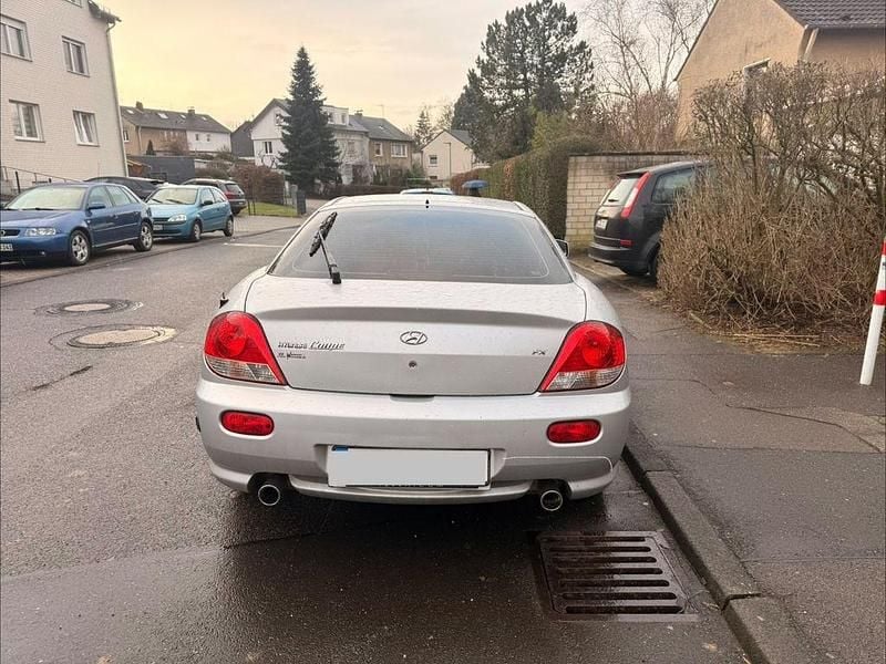 Gebraucht Hyundai Coupé GLS 143 PS (105 kW) 2005 Grau Coupé