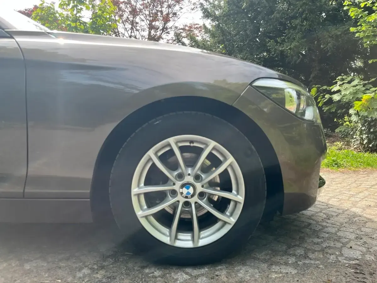 Gebraucht BMW 116 136 PS (100 kW) 2012 Braun Kleinwagen