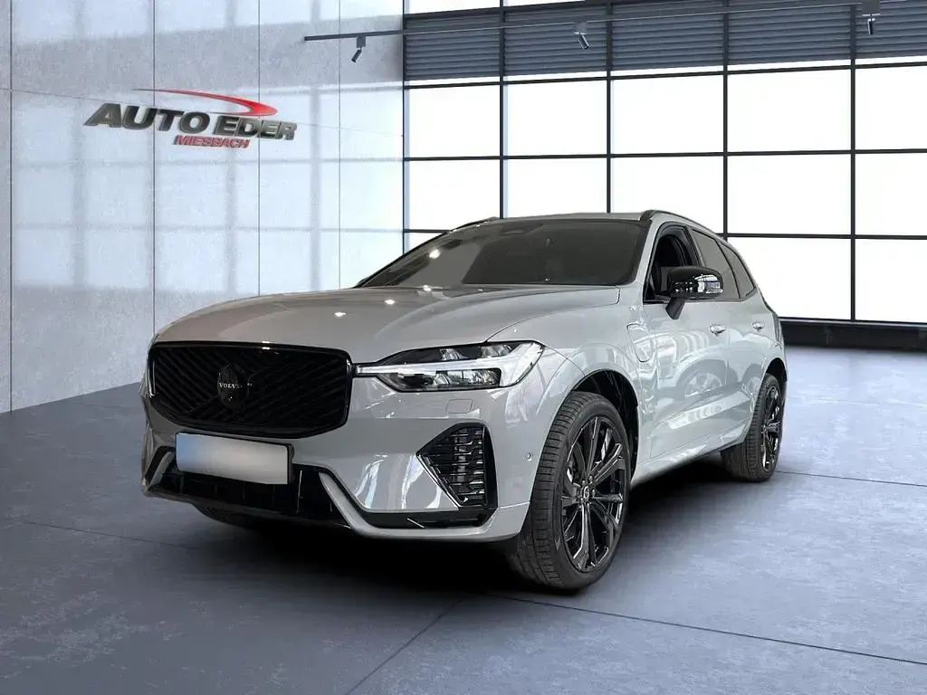Gebraucht Volvo XC60 Plus 253 PS (186 kW) 2026 Grau SUV