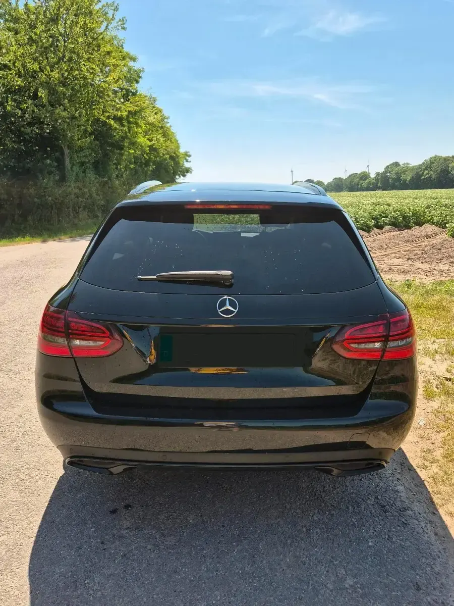 Gebraucht Mercedes C200 160 PS (117 kW) 2020 Schwarz Kombi