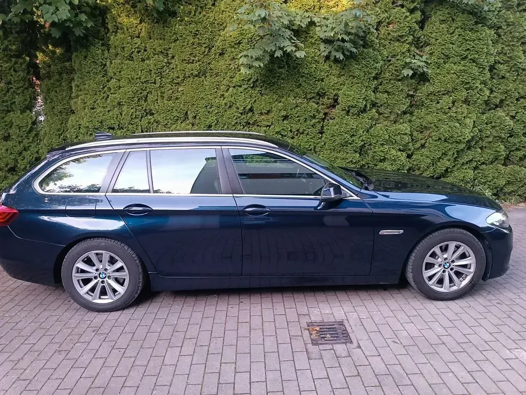 Gebraucht BMW 525 218 PS (160 kW) 2014 Blau Kombi