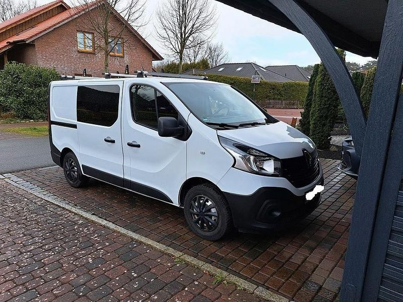 Gebraucht Renault Trafic 125 PS (91 kW) 2018 Weiß Van / Kleinbus
