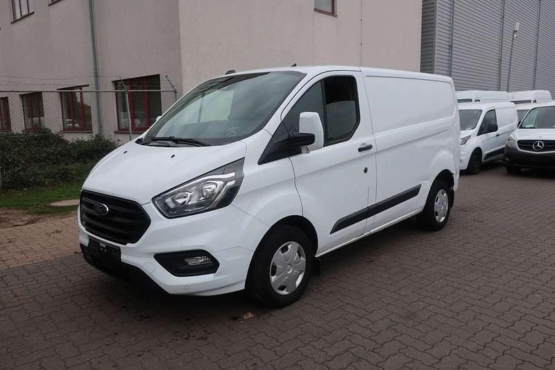 Frozen white Gebraucht 2019 Ford Transit Custom Limousine | 9.900 € (Superpreis) - Bild 1/4